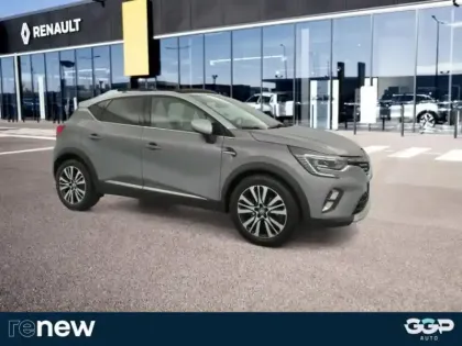 Photo 6 Renault Captur  1.3 TCe 140ch FAP Initiale Paris EDC -21B