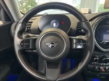 Photo 5 Mini Clubman  Cooper 136ch Edition Premium  BVA7