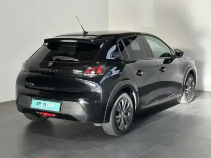 Photo 6 Peugeot 208  e- 136ch Style