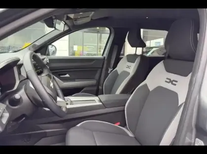 Photo 9 Dacia Bigster  1.8 hybrid 155ch Journey