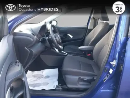Photo 10 Toyota Yaris  116h Dynamic 5p MY22