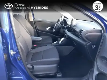 Photo 5 Toyota Yaris  116h Dynamic 5p MY22