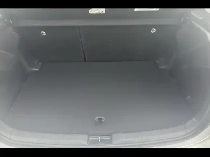 Photo 8 Toyota Yaris  116h Dynamic 5p MY22