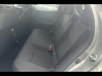 Photo 10 Toyota Yaris  116h Dynamic 5p MY22