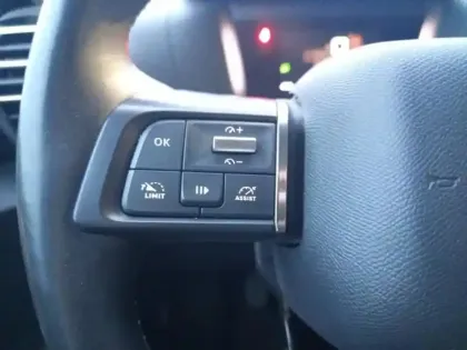 Photo 12 Citroën C4  PureTech 130ch S&S Shine