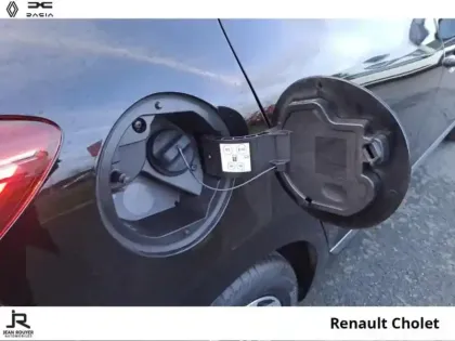 Photo 14 Renault Clio  1.6 E-Tech hybride 145ch Techno