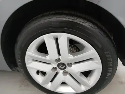 Photo 9 Renault Clio  1.0 TCe 90ch Evolution - 24