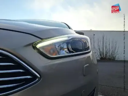 Photo 12 Ford Focus  1.0 EcoBoost 125ch Stop&Start Titanium