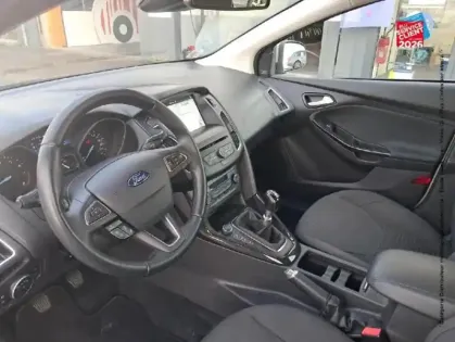 Photo 14 Ford Focus  1.0 EcoBoost 125ch Stop&Start Titanium