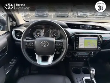 Photo 7 Toyota Hilux  2.8 D-4D 204ch X-Tra Cabine Légende 4WD BVA MY24