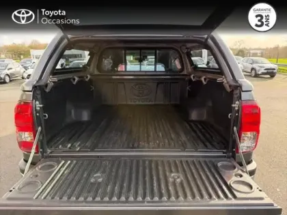 Photo 9 Toyota Hilux  2.8 D-4D 204ch X-Tra Cabine Légende 4WD BVA MY24