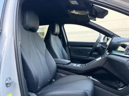 Photo 10 BYD Seal U  1.5 DM-i 218ch Boost