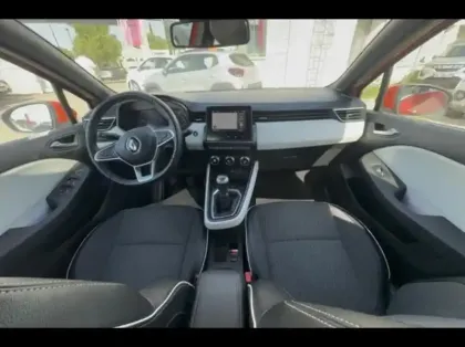 Photo 8 Renault Clio  1.3 TCe 140ch Intens -21N