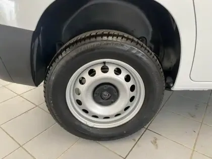 Photo 6 Peugeot Partner  X-TREK DANGEL  650kg130ch S&S Pack Premium Connect