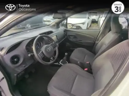 Photo 10 Toyota Yaris  110 VVT-i Collection 5p