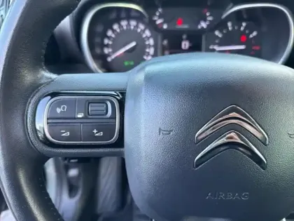 Photo 12 Citroën C3 Aircross  PureTech 110ch S&S Shine