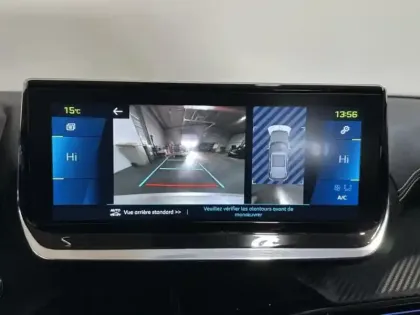 Photo 11 Peugeot 2008  e- 136ch GT