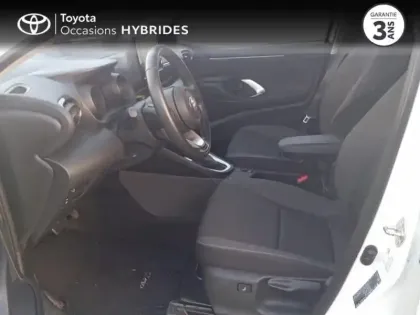 Photo 10 Toyota Yaris  116h Design 5p MY22