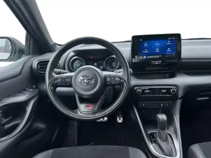 Photo 9 Toyota Yaris  116h GR Sport 5p MY22