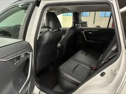 Photo 5 Toyota Rav4  Hybride 218ch Dynamic 2WD