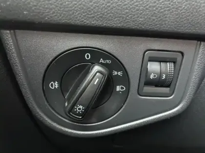 Photo 8 Volkswagen Taigo  1.0 TSI 110ch Life