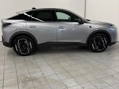 Photo 12 Peugeot 3008  Hybride Rechargeable Plug-in 195ch GT e-DCS7