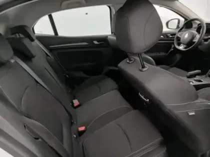 Photo 7 Renault Megane  1.5 Blue dCi 115ch Business -21N