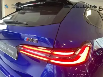 Photo 24 BMW Serie 5 M5 Touring 4.4 V8 PHEV 727ch
