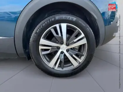 Photo 9 Peugeot 3008  Hybrid 136ch Allure Pack e-DCS6