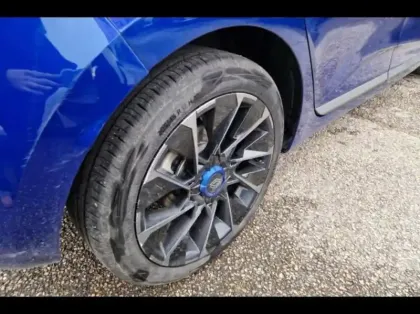 Photo 12 Renault Clio  1.6 E-Tech 145ch full hybrid esprit Alpine - 24