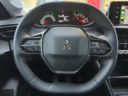 Photo 12 Peugeot 208  1.2 PureTech 75ch S&S Style