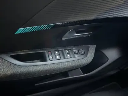 Photo 11 Peugeot 208  1.2 PureTech 75ch S&S Style