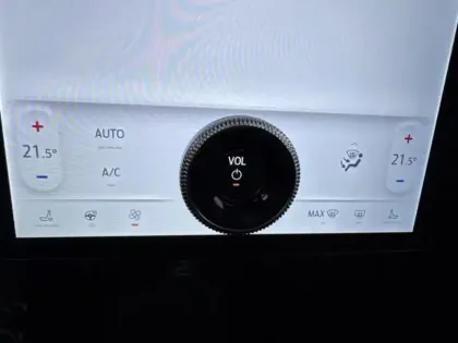 Photo 13 Ford Mustang mach-E  269ch Standard Range 72,6kWh Mach-E Propulsion