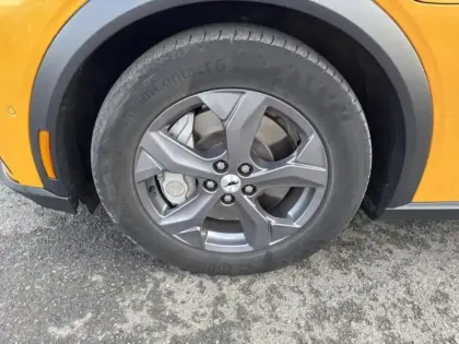 Photo 8 Ford Mustang mach-E  269ch Standard Range 72,6kWh Mach-E Propulsion