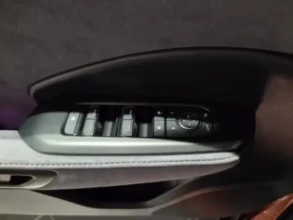 Photo 10 Lexus Lbx  1.5 136ch Cool 2WD