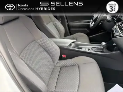Photo 5 Toyota C-HR  2.0 Hybride 184ch Dynamic Ultimate E-CVT