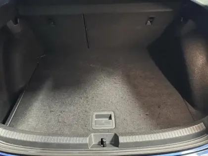 Photo 8 Volkswagen Taigo  1.0 TSI 116ch R-Line Edition DSG7