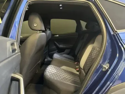 Photo 10 Volkswagen Taigo  1.0 TSI 116ch R-Line Edition DSG7