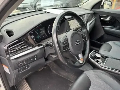 Photo 8 Kia Niro e- Active 204ch