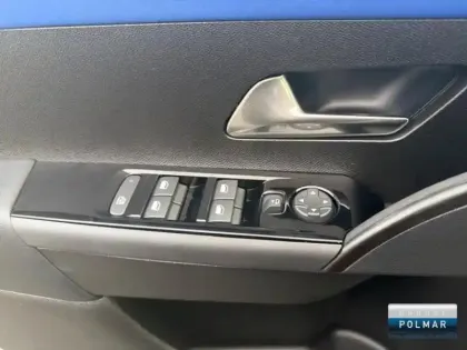 Photo 14 Lancia Ypsilon  Elettrica 156ch 54kWh HF Line