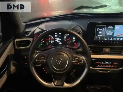 Photo 6 Suzuki Swift  1.2 Hybrid 83ch Privilège