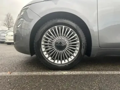 Photo 10 Fiat 500  e 118ch Pack Confort & Style MY23