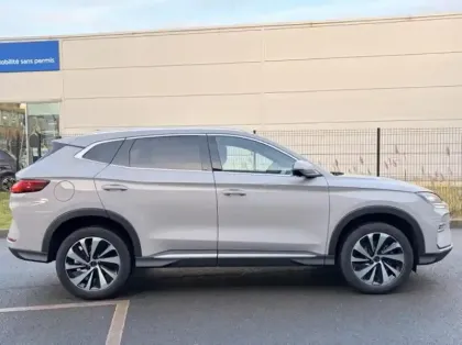 Photo 7 BYD Seal U  1.5 DM-i 218ch Boost