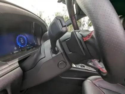 Photo 10 Ford Explorer Gén. III Ph1 ST-Line 5