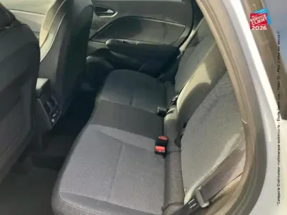 Photo 10 Renault Captur  1.8 E-Tech full hybrid 160ch Techno - 25