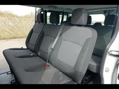 Photo 10 Renault Trafic  Combi L2 2.0 Blue dCi 150ch S&S Zen 8 places