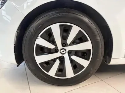 Photo 9 Renault Clio  1.0 TCe 100ch Evolution GPL