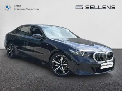Photo 32 BMW Serie 5 Série 5 530e 299ch M Sport xDrive