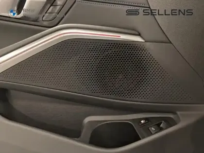 Photo 12 BMW Serie 3 Série 3 330eA 292ch M Sport