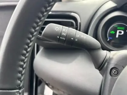 Photo 7 Toyota Yaris  Cross 116h Dynamic Business + Programme Beyond Zero Academy MY22